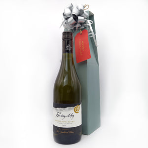 Mt. Difficulty Sauvignon Blanc 'Roaring Meg' White Wine, 2019 Christmas Wine Gift